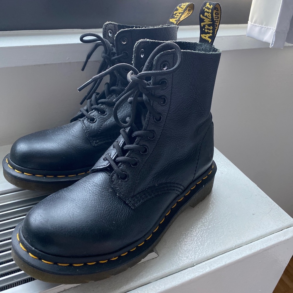 Dr Martens 1460 boots